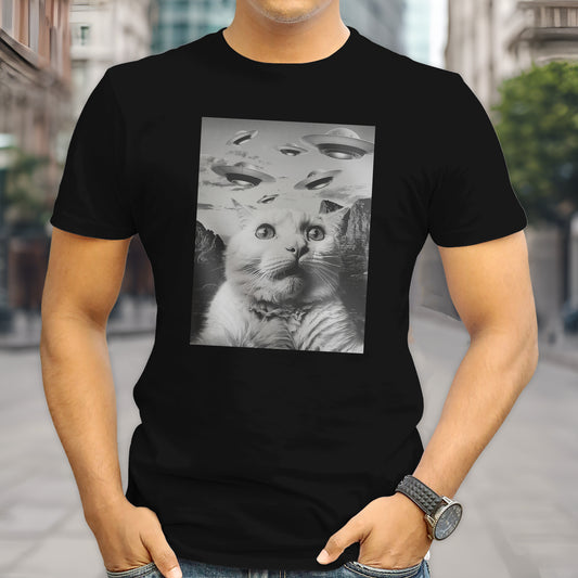 Alien Cat Invasion – Miaus e UFOs no céu!